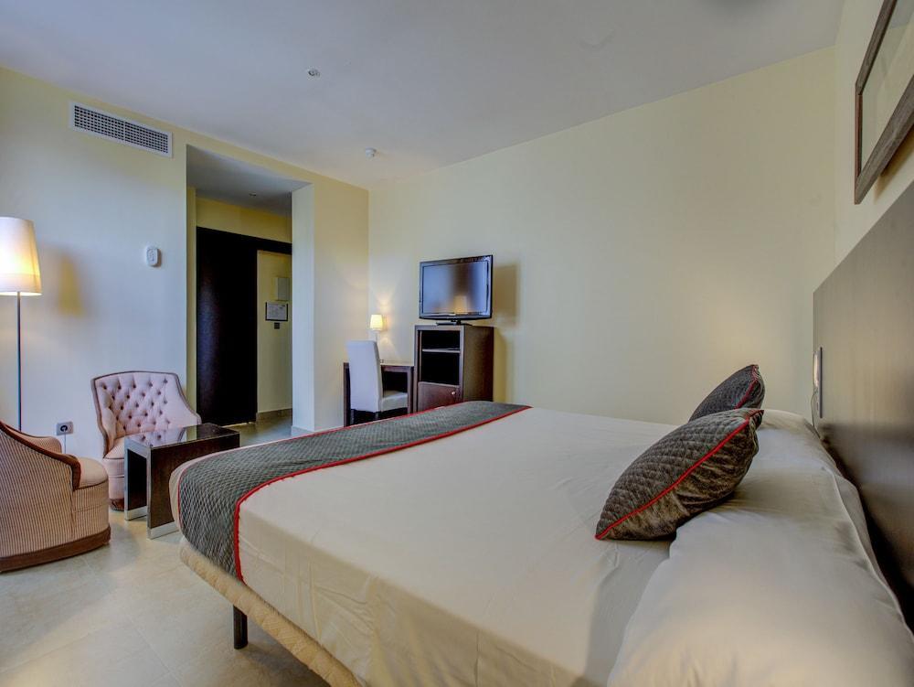 Hotel El Meson 토리호스 외부 사진