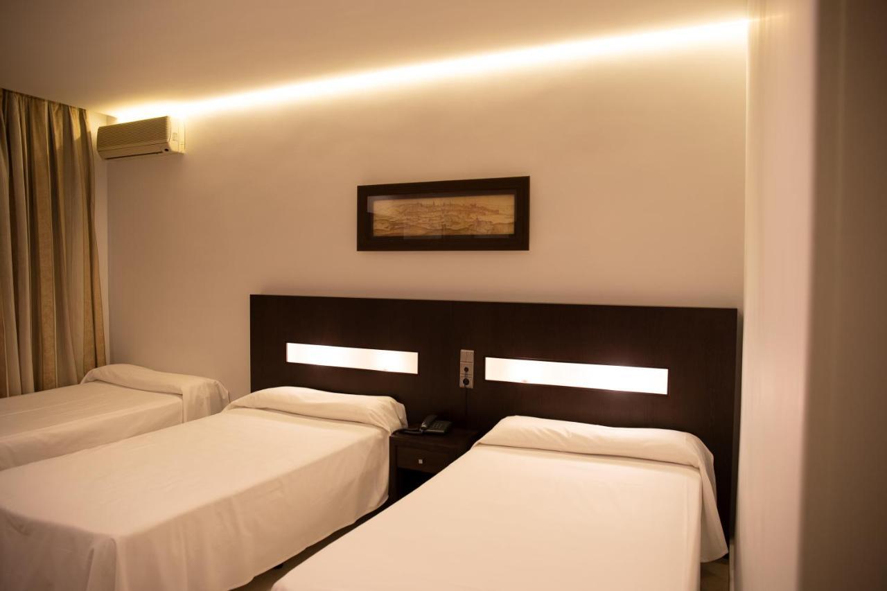 Hotel El Meson 토리호스 외부 사진
