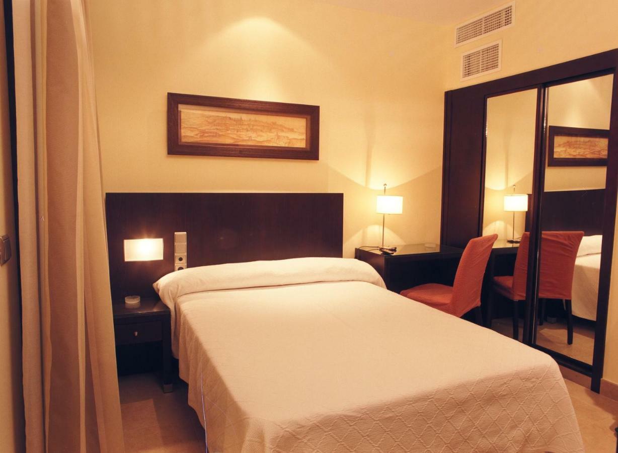 Hotel El Meson 토리호스 외부 사진