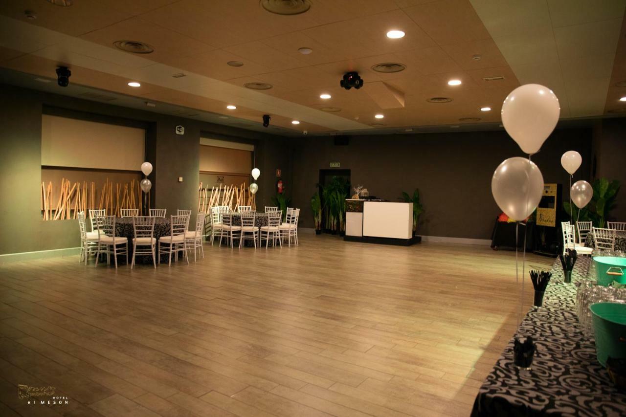 Hotel El Meson 토리호스 외부 사진